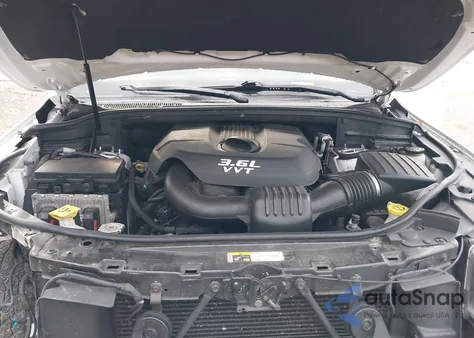 2014 Jeep Grand Cherokee Laredo z USA, uszkodzony, nr VIN 1C4RJFAG6EC131507